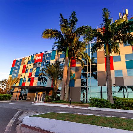 Ibis Vitoria Aeroporto Hotel Carapina Екстериор снимка