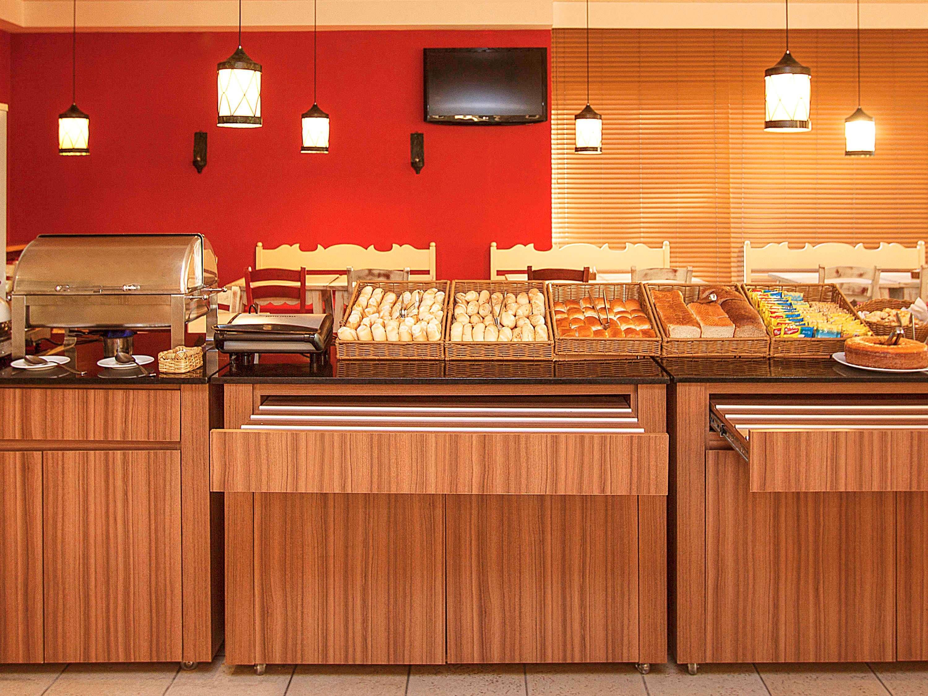Ibis Vitoria Aeroporto Hotel Carapina Екстериор снимка