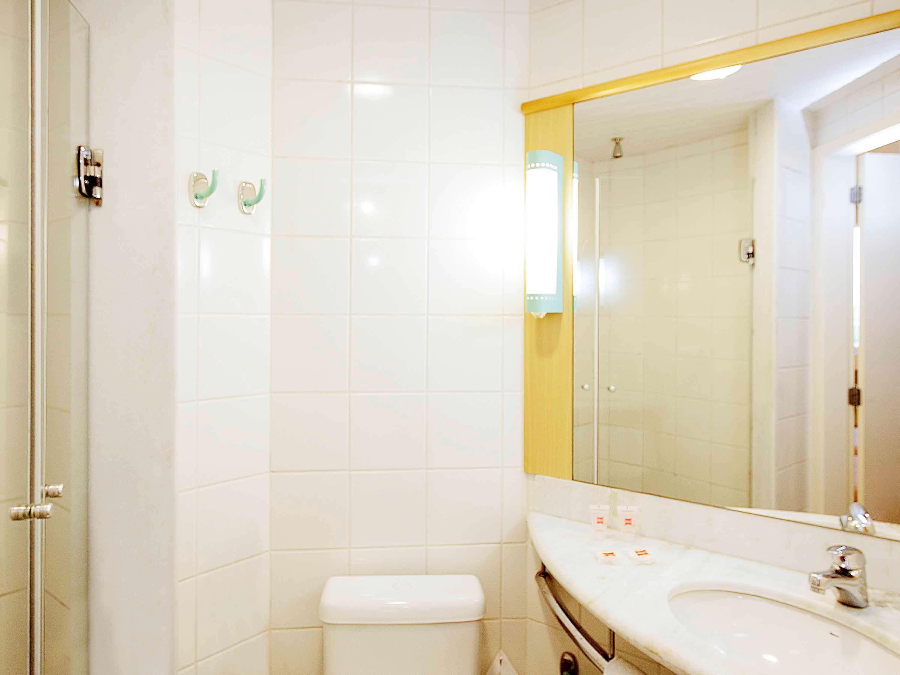 Ibis Vitoria Aeroporto Hotel Carapina Екстериор снимка