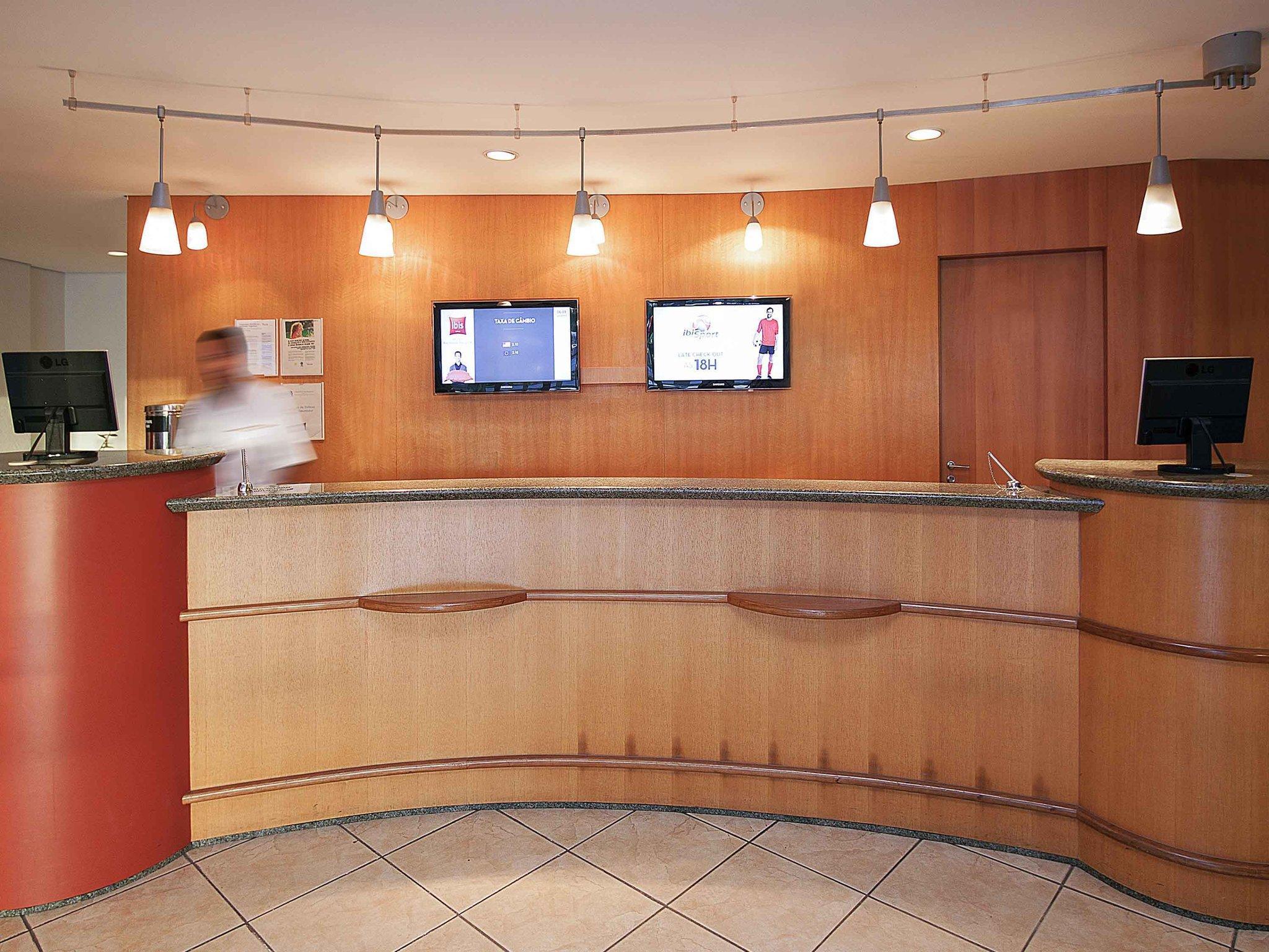 Ibis Vitoria Aeroporto Hotel Carapina Екстериор снимка