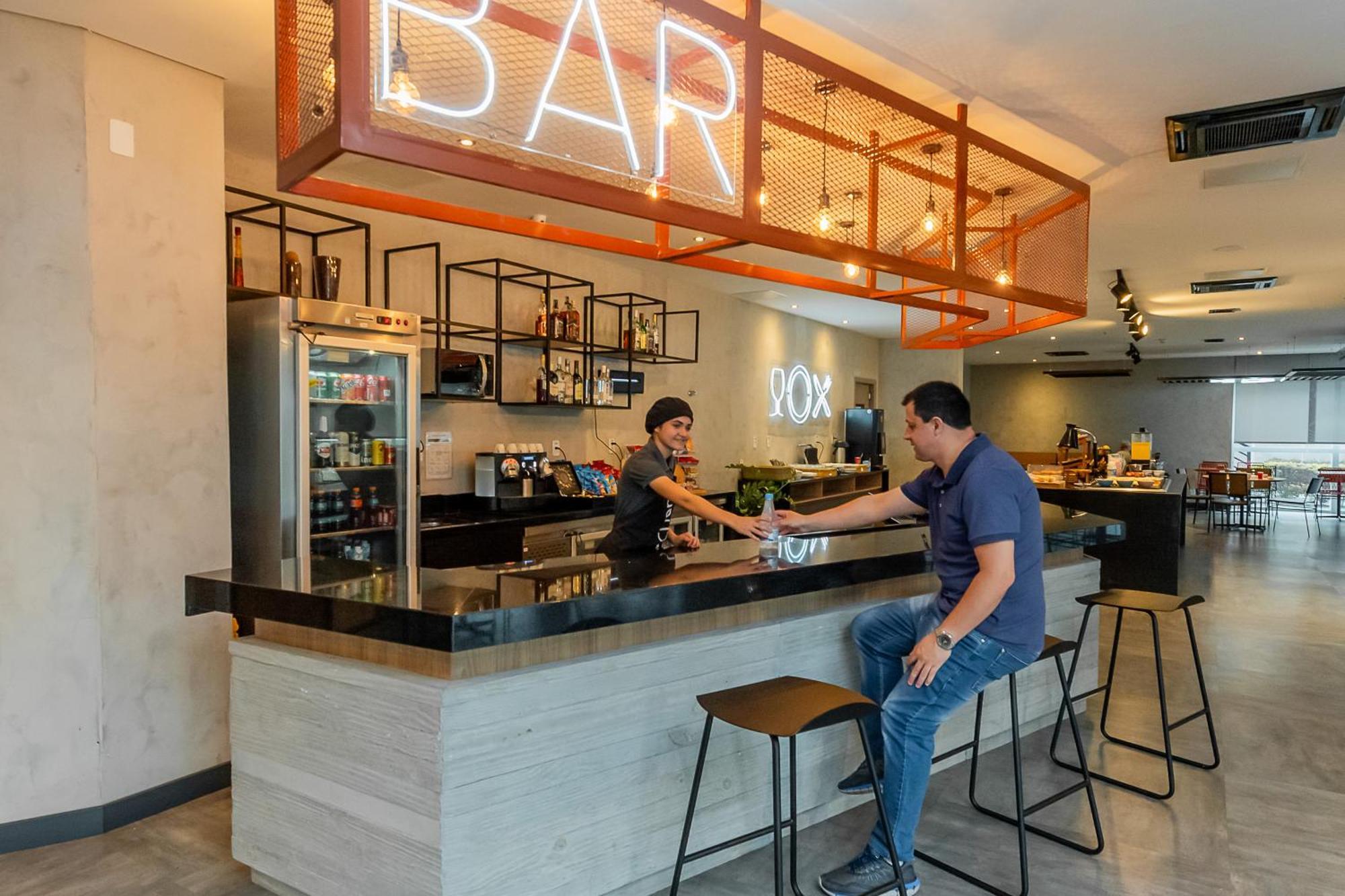 Ibis Vitoria Aeroporto Hotel Carapina Екстериор снимка