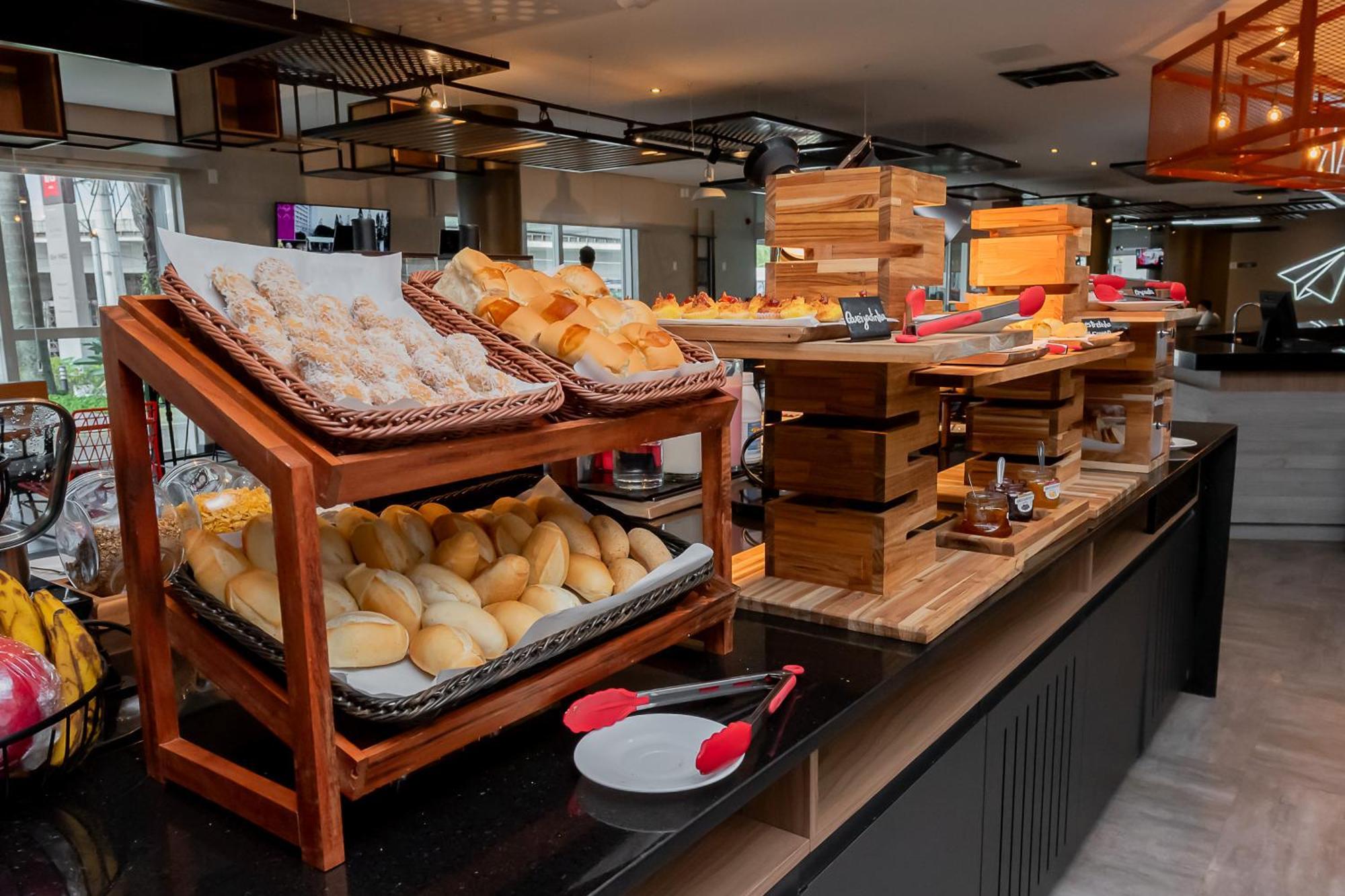 Ibis Vitoria Aeroporto Hotel Carapina Екстериор снимка